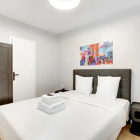 Modern And Air-conditioned In The Heart Of Le Marais Parigi